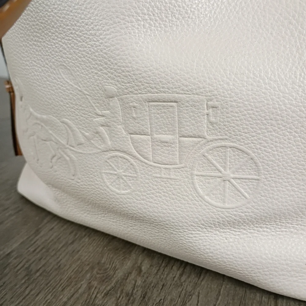 Coach Andy Tote W/Horse & Carriage Logo With Pebbled Leather In Chalk NWT - Picture 14 of 14